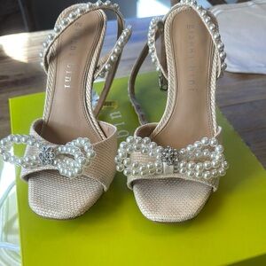 Gianni Bini Pearl Embellished Beige Women's Sandals